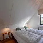 Dutch Hideaway W Parking Nyaraló