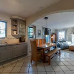 Dutch Hideaway W Parking *