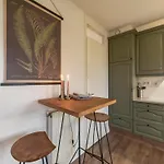 Nyaraló Dutch Hideaway W Parking